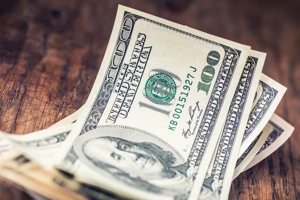 Private investigator locating hidden bank accounts and personal property